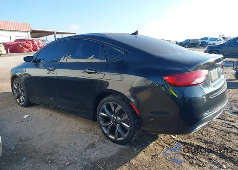 2015 Chrysler 200 S z USA, uszkodzony, nr VIN 1C3CCCBG7FN642876